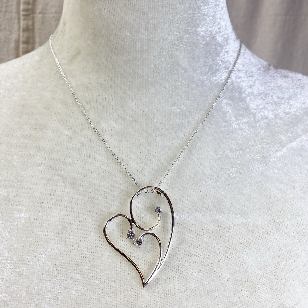 Vtg RMN Silver tone open heart with rhinestones necklace